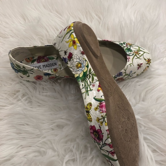 ❌SOLD❌FINAL SALE🔥Steve Madden Flat shoes - Picture 3 of 3
